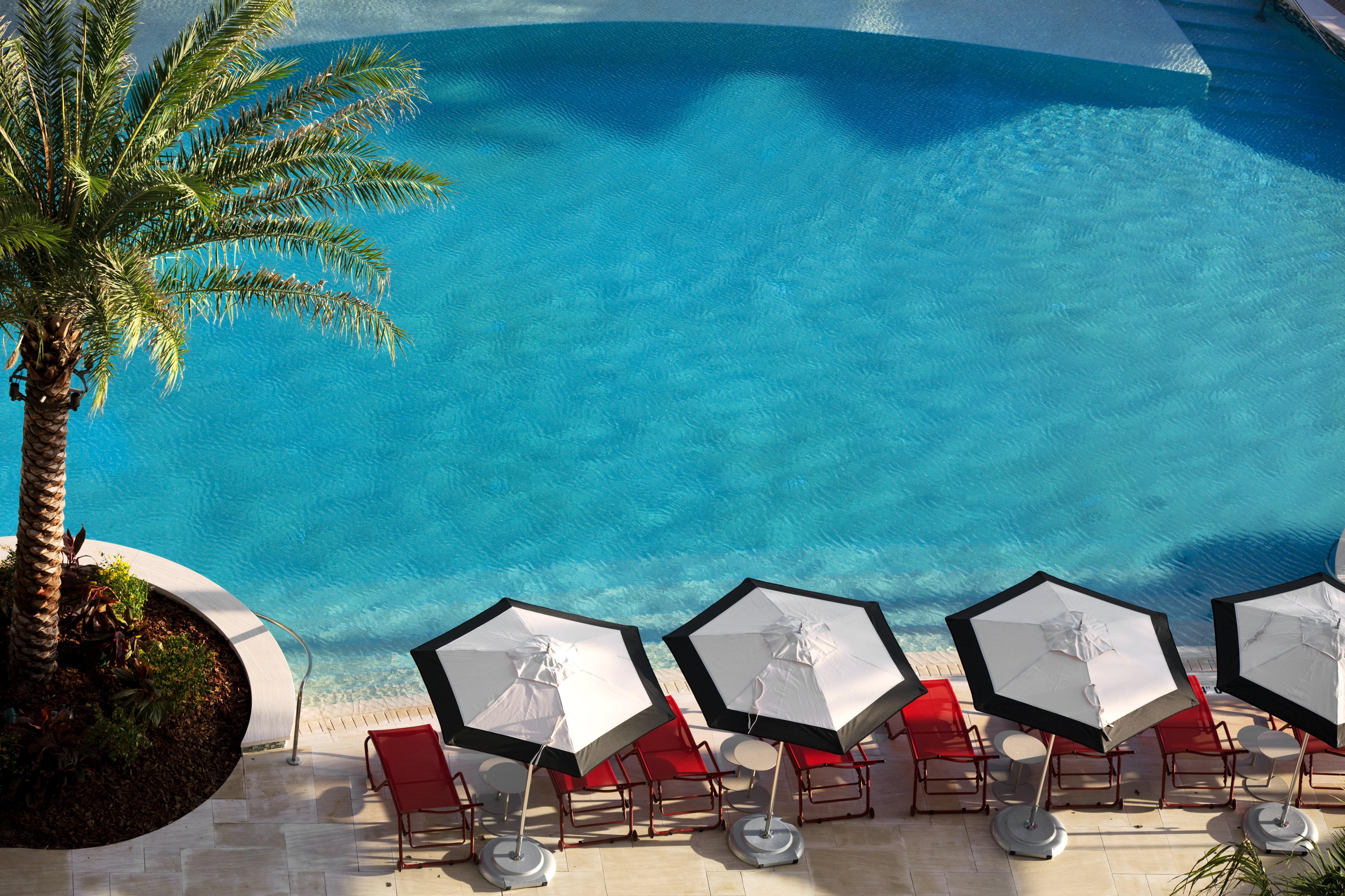 Kimpton Seafire Resort + Spa By Ihg West Bay Екстериор снимка