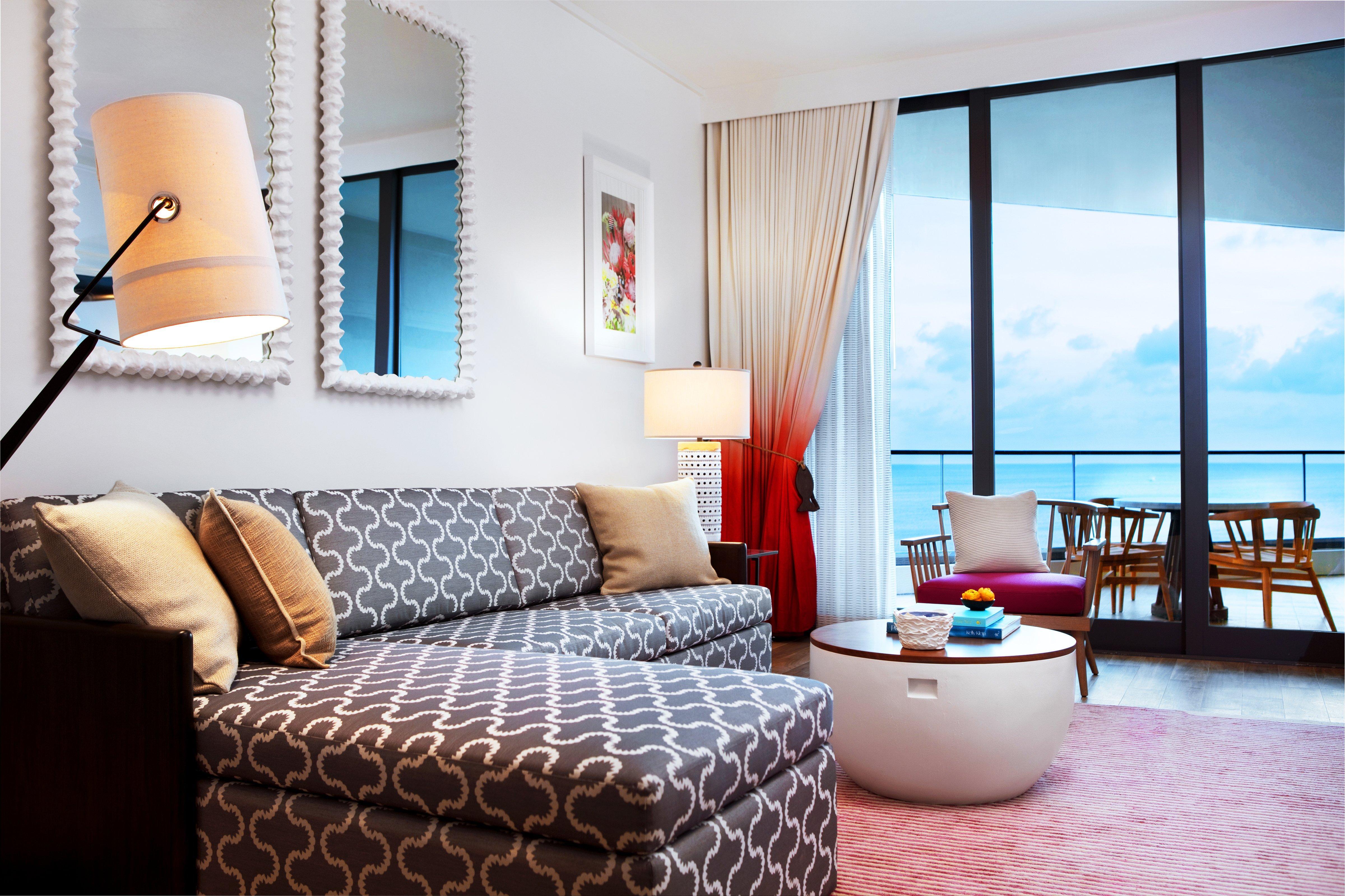 Kimpton Seafire Resort + Spa By Ihg West Bay Екстериор снимка