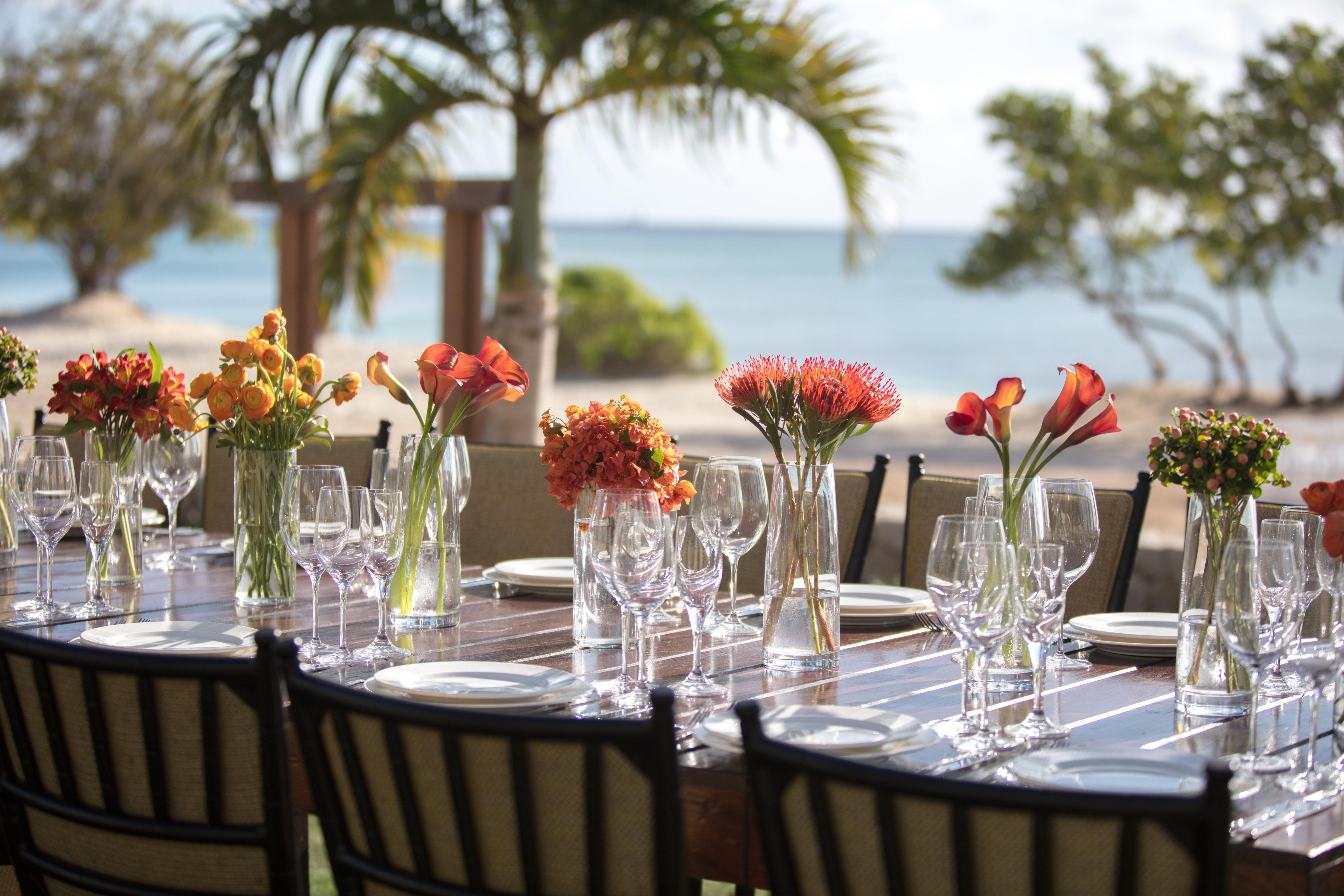 Kimpton Seafire Resort + Spa By Ihg West Bay Екстериор снимка