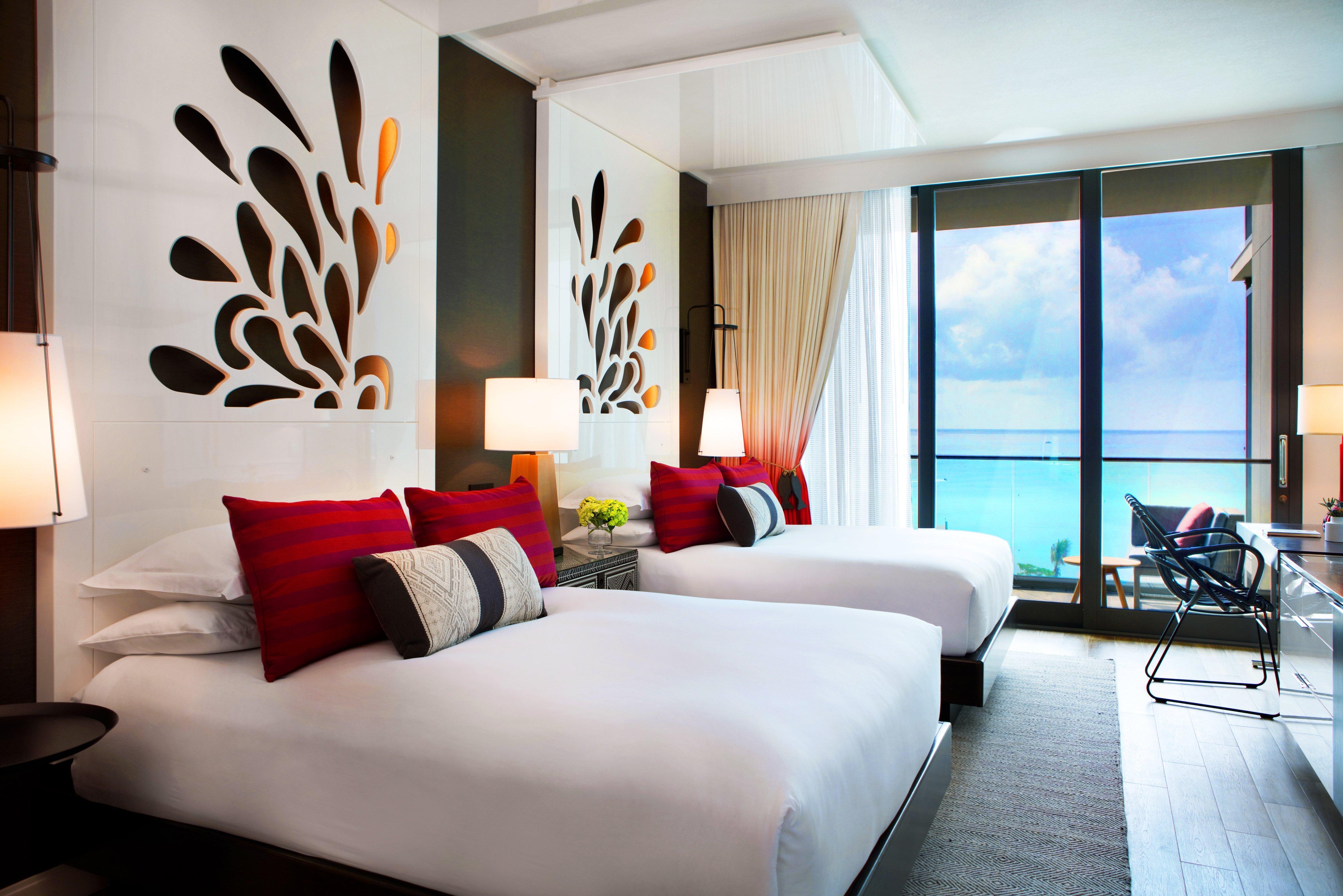 Kimpton Seafire Resort + Spa By Ihg West Bay Екстериор снимка