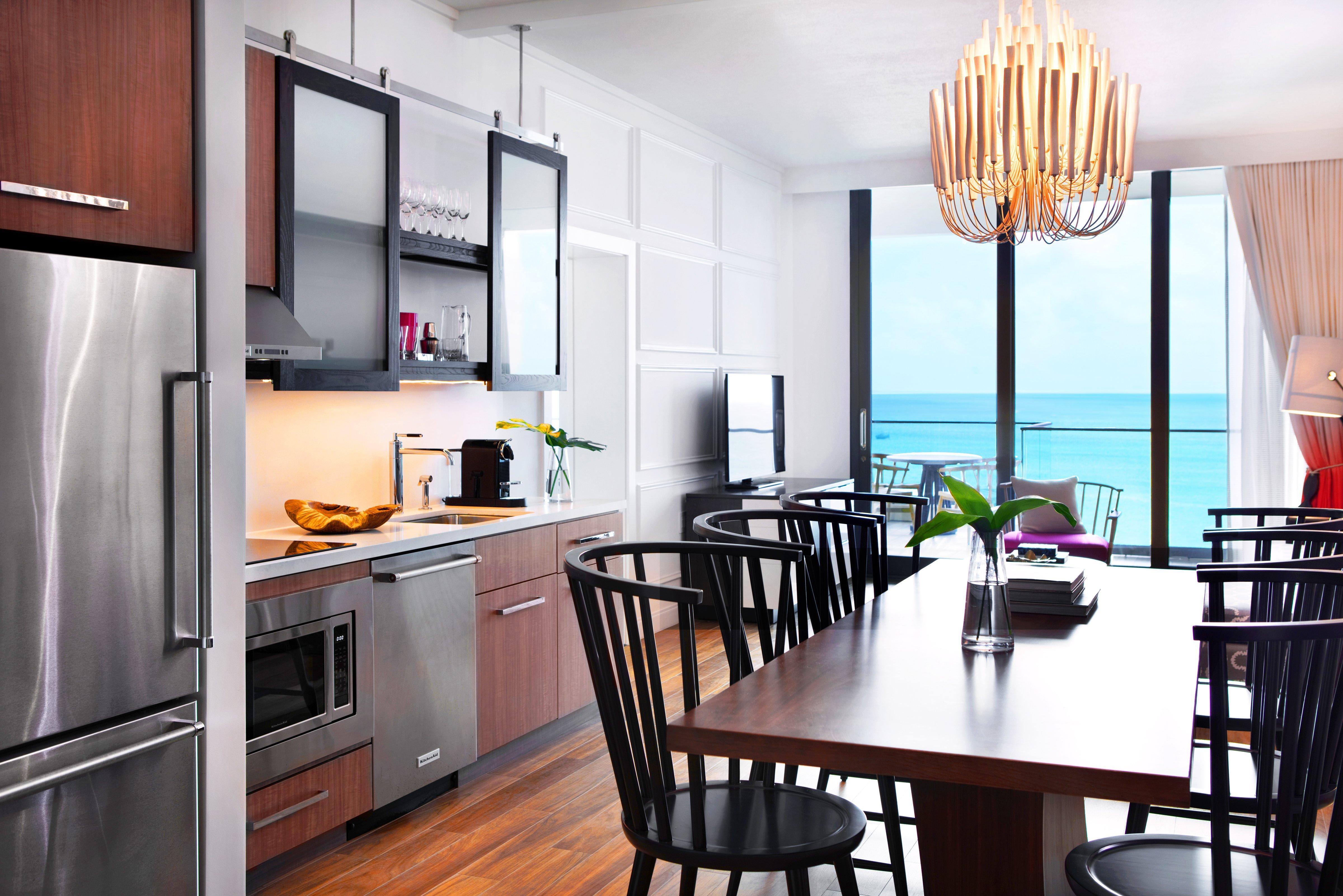 Kimpton Seafire Resort + Spa By Ihg West Bay Екстериор снимка