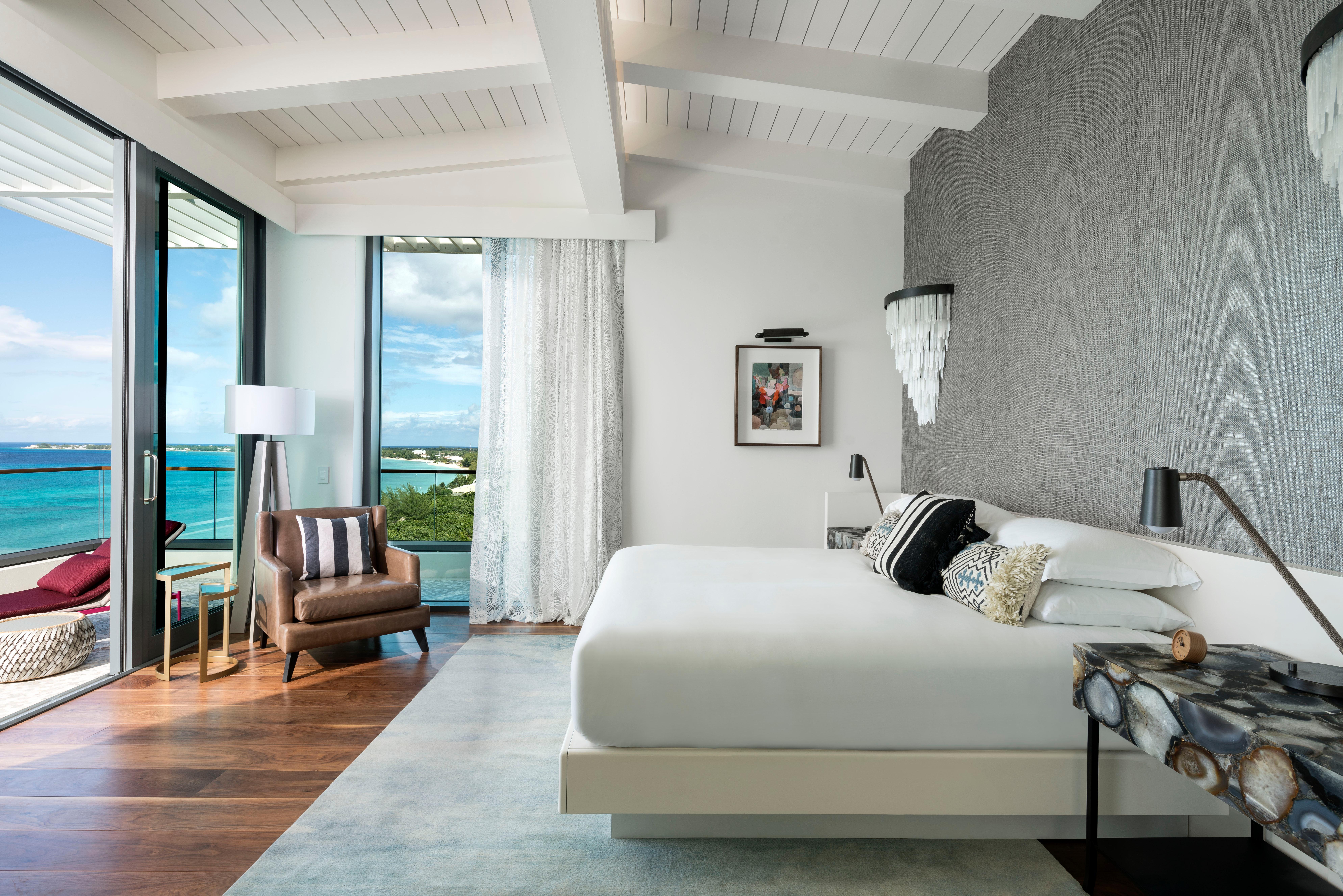 Kimpton Seafire Resort + Spa By Ihg West Bay Екстериор снимка